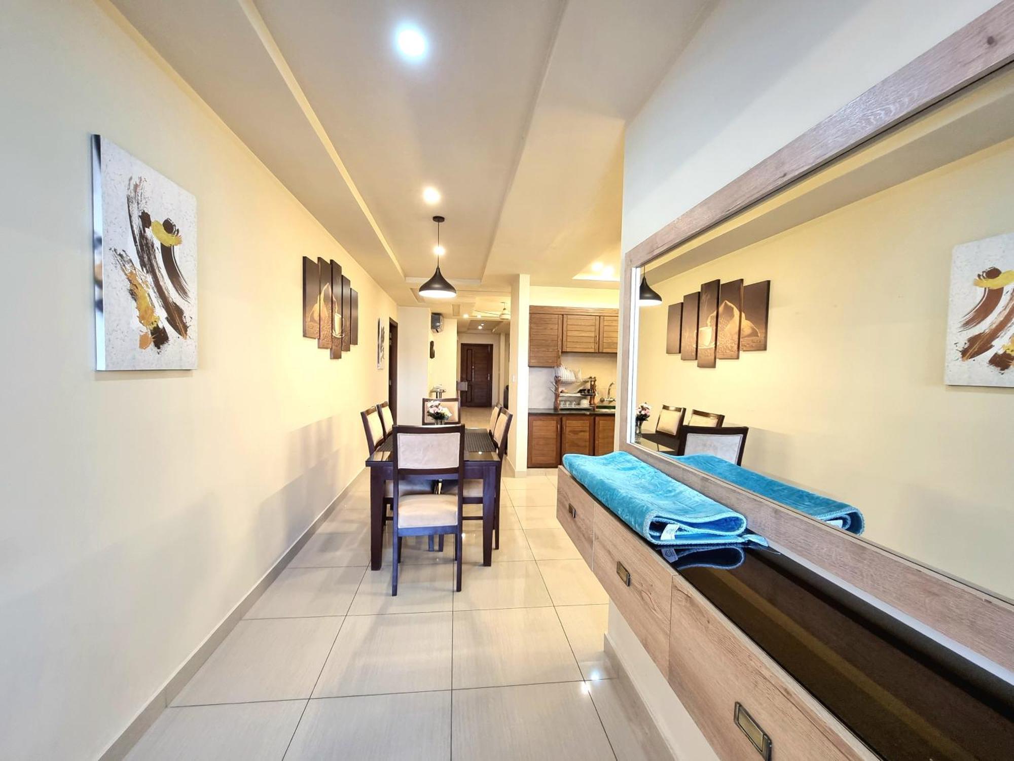 Executive 3 Bedrooms Apartment In Bahria Town 라왈핀디 외부 사진